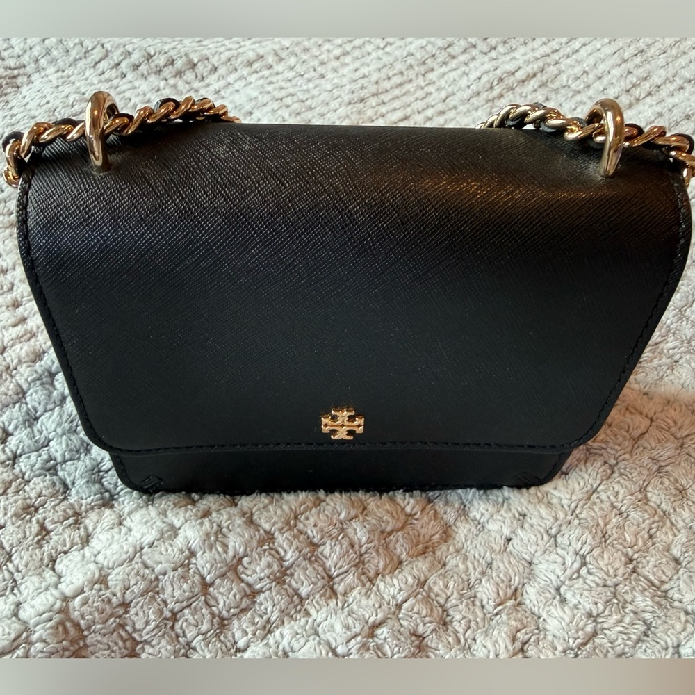 Tory Burch Black Saffiano Leather Shoulder or crossbody bag in black w/Gold Logo - Picture 13 of 16